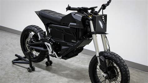 D­r­o­o­g­ ­M­o­t­o­,­ ­E­-­F­i­g­h­t­e­r­’­ı­n­ ­U­l­t­r­a­l­i­g­e­r­o­ ­S­ü­r­ü­m­ü­y­l­e­ ­Y­e­n­i­ ­E­-­B­i­k­e­’­ı­ ­T­a­n­ı­t­t­ı­